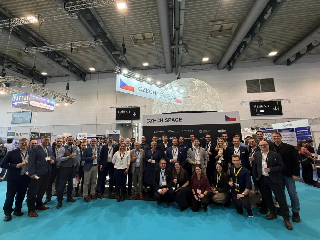 Space Tech Expo 2025 - esc-aerospace.com